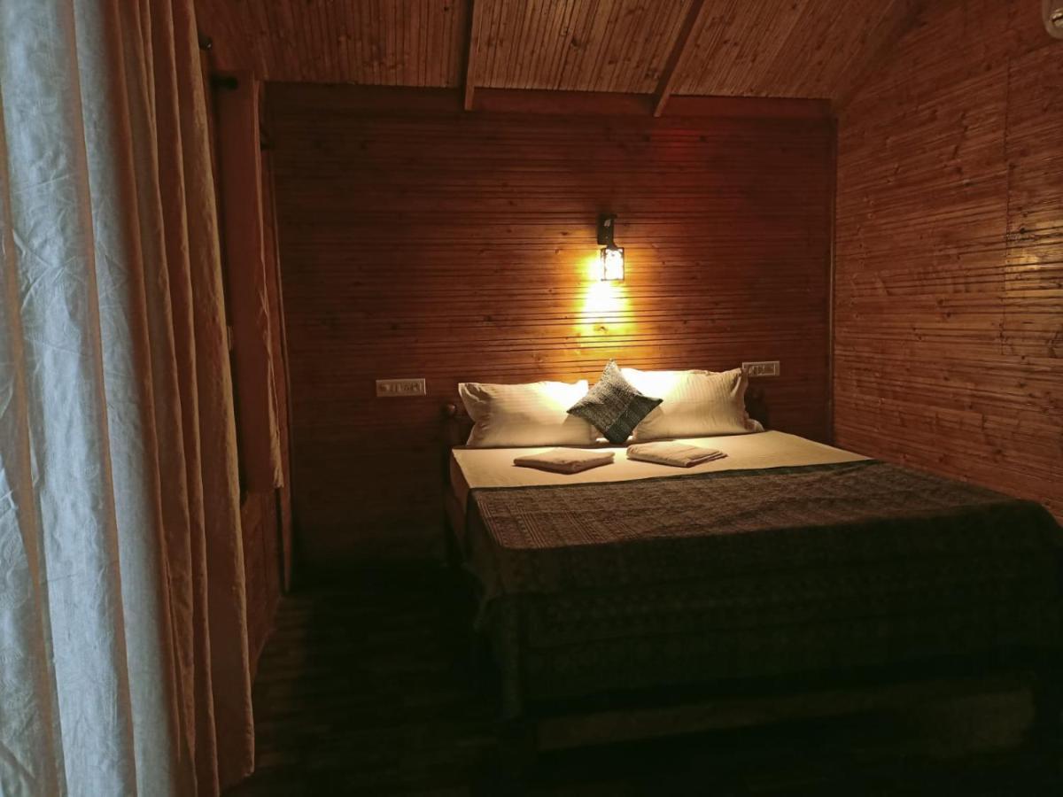 Next Ta Sea Hotel Палолем Екстериор снимка