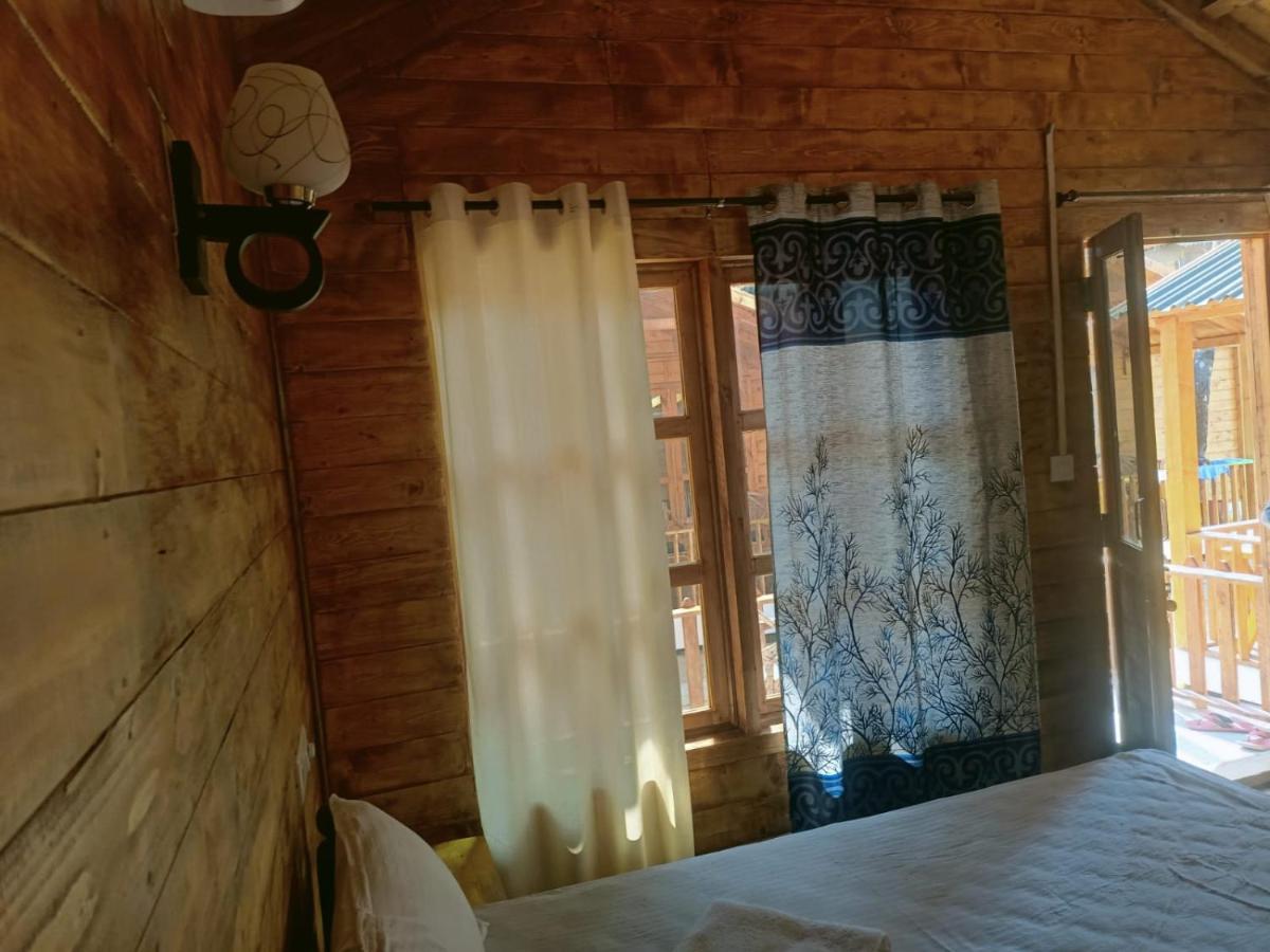 Next Ta Sea Hotel Палолем Екстериор снимка
