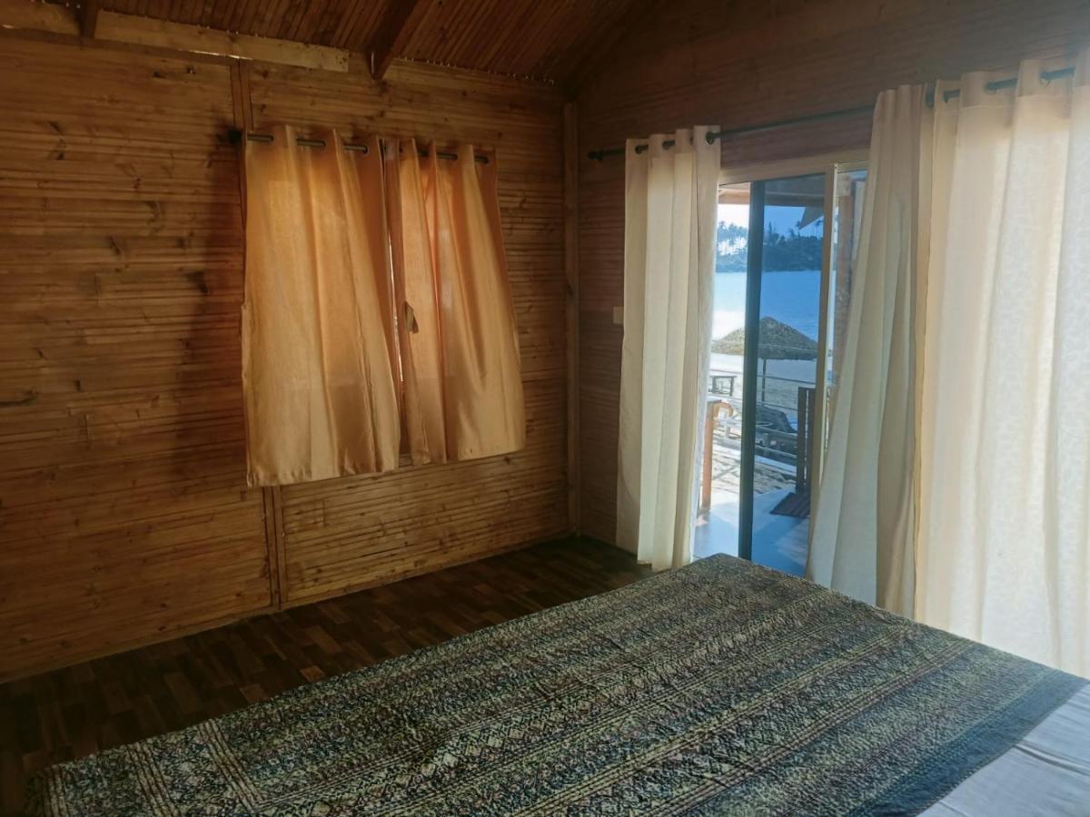 Next Ta Sea Hotel Палолем Екстериор снимка