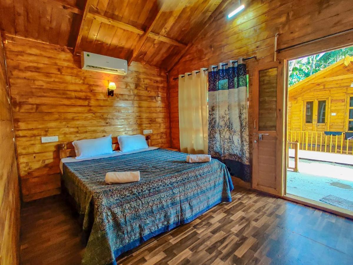 Next Ta Sea Hotel Палолем Екстериор снимка